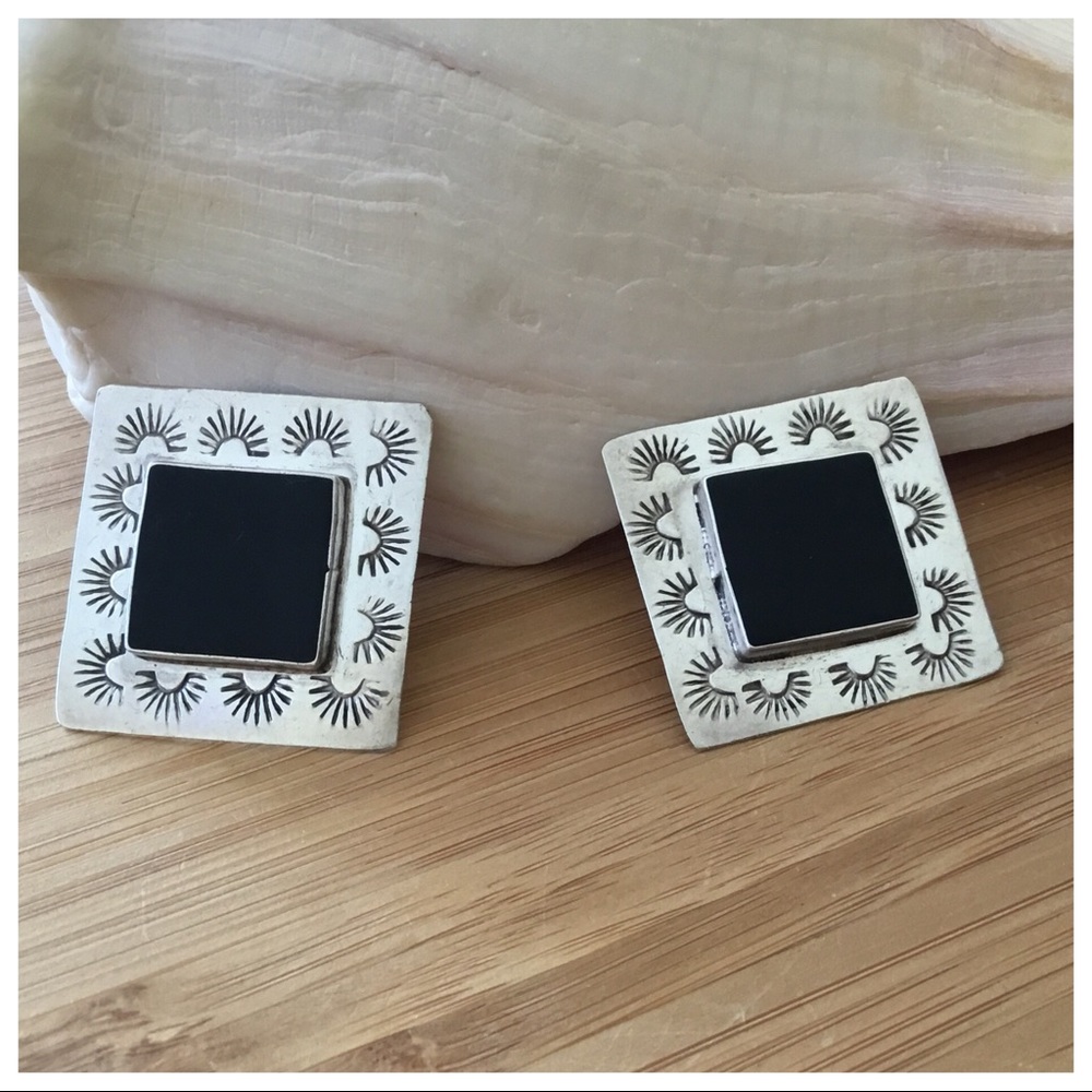 Vintage Mexico Onyx Clip On 1 1/4” Earrings FINAL